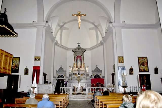 Parrocchia Beata Vergine Maria Interno